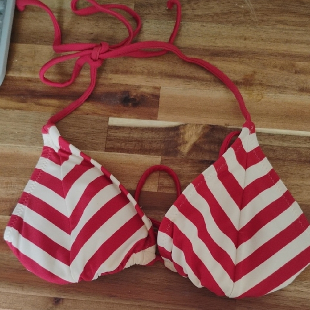 Converse | Red and White Striped Halter Bikini Top | S | EUC